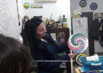 Taller de espirales en mosaico