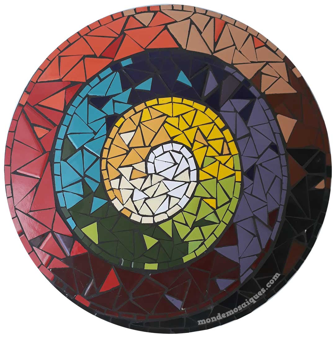 espiral en mosaico uniforme y multicolor